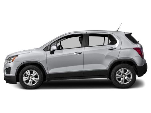 Used 2015 Chevrolet Trax LTZ AWD/4WD image 3