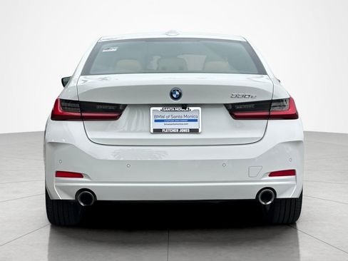 Used 2023 BMW 330e w/ Premium Package RWD image 4