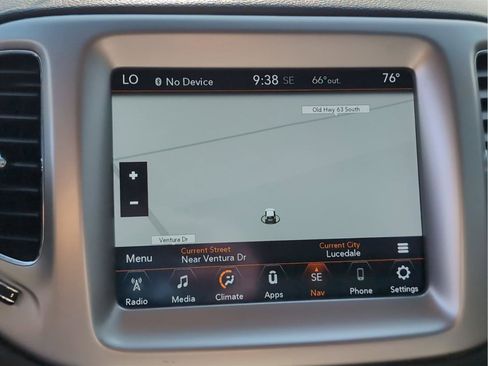 Used 2018 Jeep Compass Latitude w/ Popular Equipment Group image 20