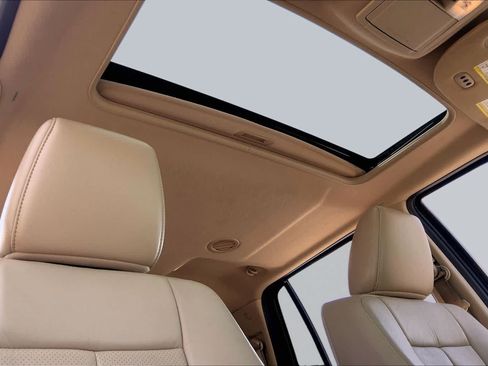 Used 2013 Ford Expedition XLT RWD image 14