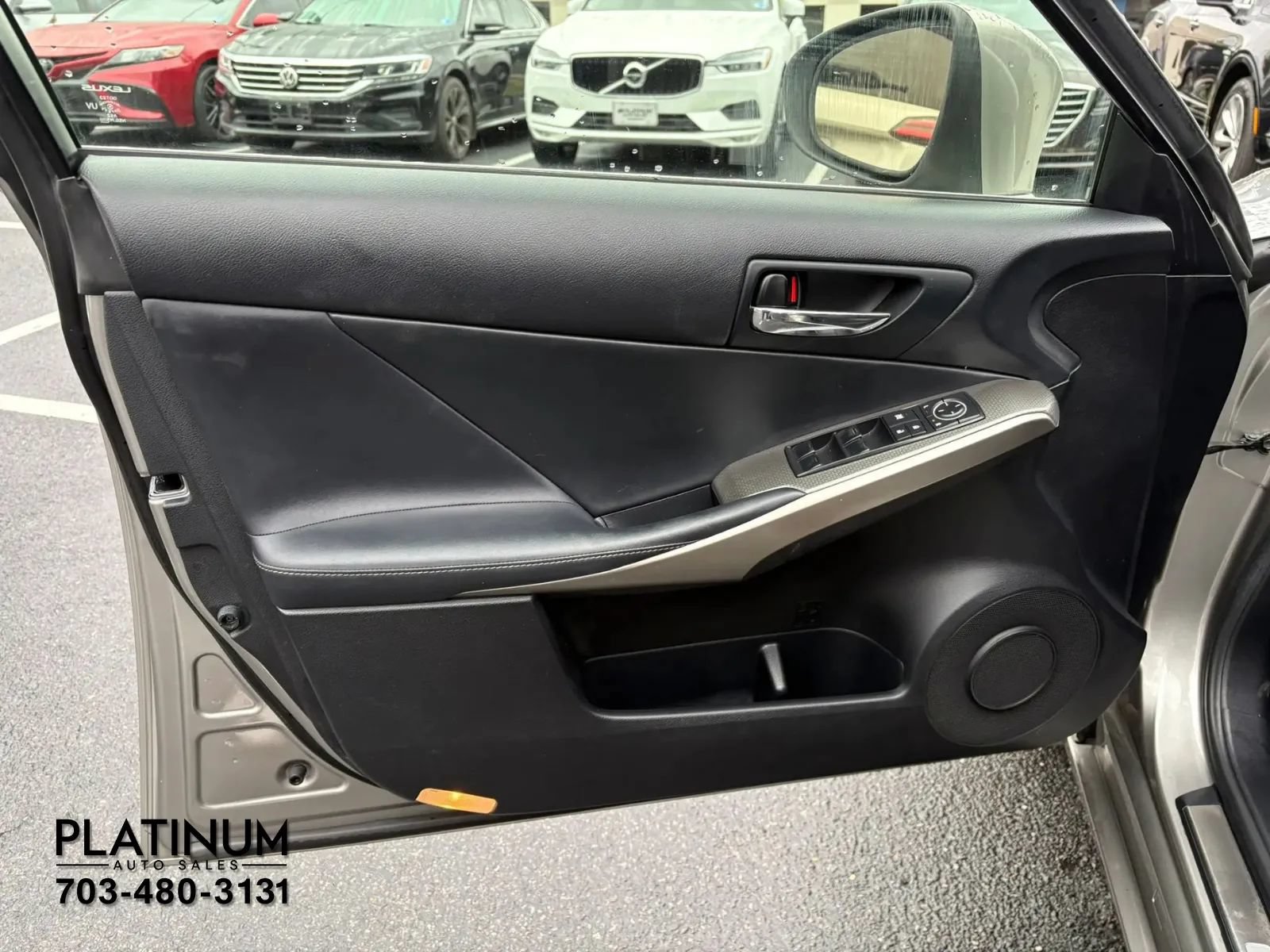 Used 2016 Lexus IS 200t w/ F Sport Package RWD image 16