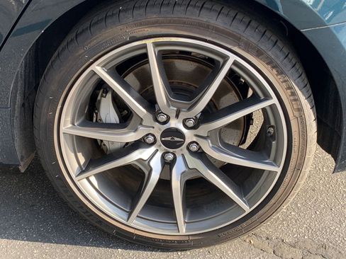 Used 2025 Genesis G70 2.5T image 30