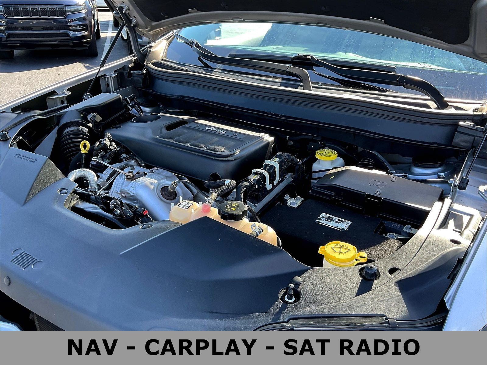 Used 2019 Jeep Cherokee Limited AWD/4WD image 32
