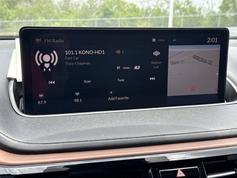 Used 2022 Acura MDX SH-AWD w/ Technology Package image 12
