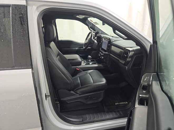 Certified 2025 Ford F150 Lariat AWD/4WD image 9