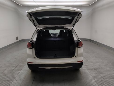 Used 2022 Chevrolet Equinox LT FWD image 29