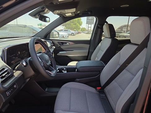 New 2026 Chevrolet Traverse LT w/ Midnight/Sport Edition FWD image 8