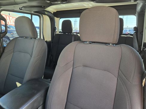 Certified 2023 Jeep Gladiator Sport image 23