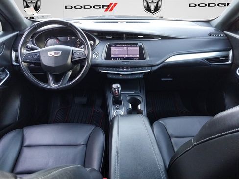 Used 2019 Cadillac XT4 Premium Luxury image 8