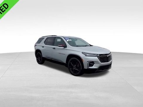 Used 2022 Chevrolet Traverse Premier w/ Redline Edition image 3