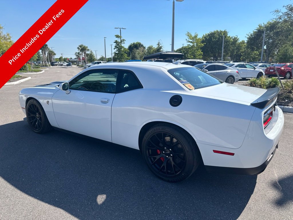 Used 2016 Dodge Challenger SRT Hellcat RWD image 7