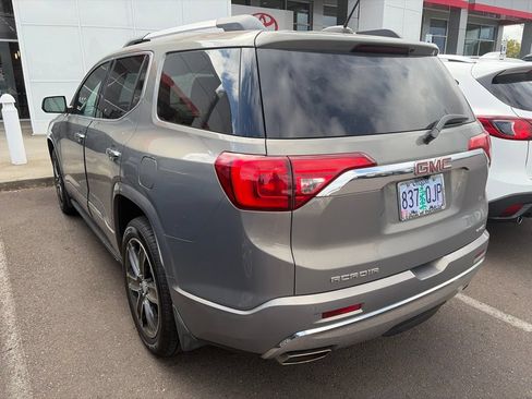 Used 2019 GMC Acadia Denali w/ Technology Package AWD/4WD image 5