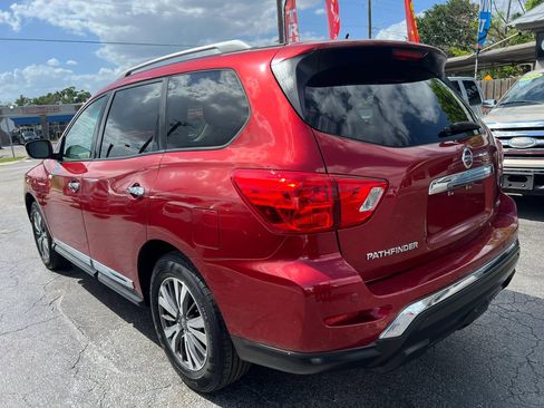 Used 2017 Nissan Pathfinder SV FWD image 7