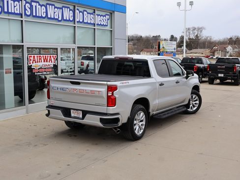Used 2020 Chevrolet Silverado 1500 Custom w/ Custom Value Package image 40