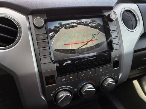 Used 2021 Toyota Tundra SR5 w/ SR5 Leather Package image 18