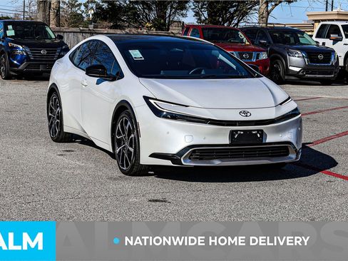 Used 2024 Toyota Prius Prime Premium w/ Advanced Technology Package FWD image 5