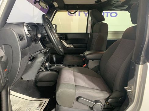 Used 2012 Jeep Wrangler Sahara w/ Trailer Tow Group image 15