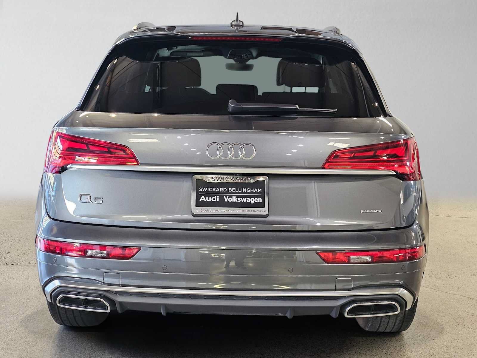 Used 2023 Audi Q5 2.0T Premium Plus w/ Premium Plus Package AWD/4WD image 4