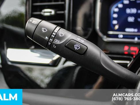 Used 2025 Chevrolet Silverado 1500 LT RWD image 28