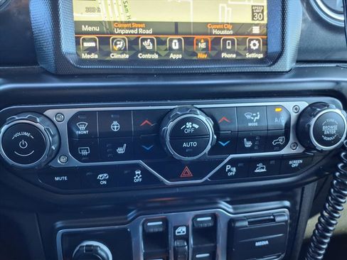 Used 2022 Jeep Wrangler Unlimited Rubicon w/ Xtreme Recon 35" Tire Package image 8