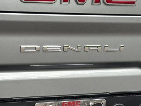 New 2026 GMC Sierra 2500 Denali w/ Denali Reserve Package AWD/4WD image 27