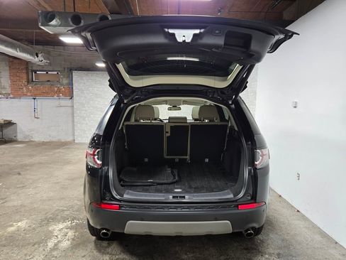 Used 2019 Land Rover Discovery Sport HSE image 40