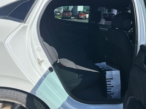 Used 2019 Honda Civic Sport image 12