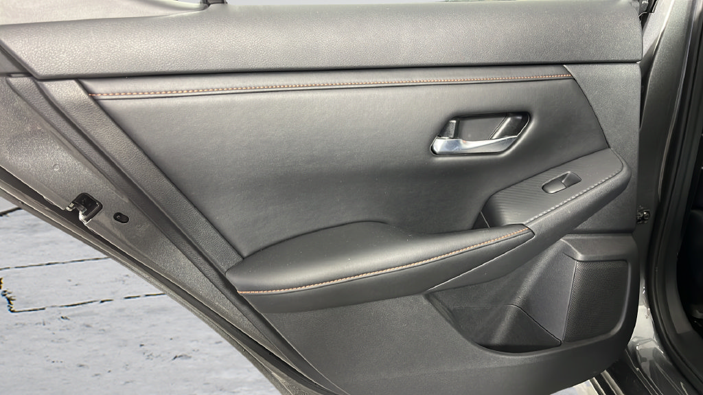 Used 2021 Nissan Sentra SR FWD image 15