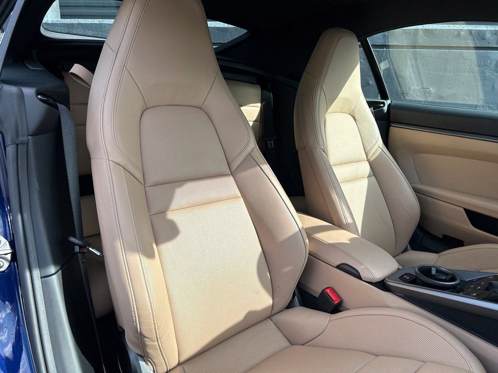 Certified 2024 Porsche 911 Carrera RWD image 22