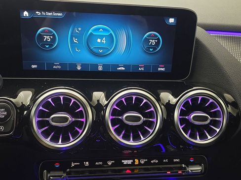 Used 2021 Mercedes-Benz GLA 250 GLA 250 image 20