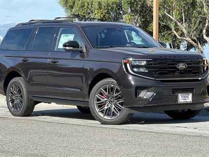 New 2025 Ford Expedition Platinum w/ Stealth Performance Package