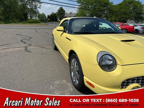 Used 2002 Ford Thunderbird RWD image 10