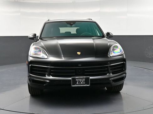Certified 2023 Porsche Cayenne AWD/4WD image 11
