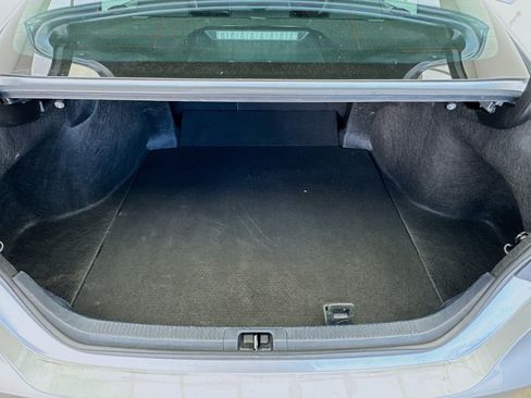 Used 2023 Toyota Camry SE FWD image 16