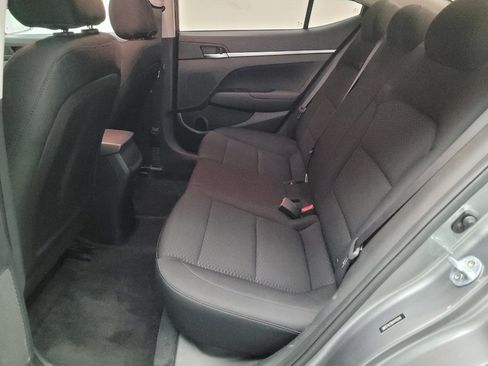 Used 2019 Hyundai Elantra SE w/ Cargo Package image 18