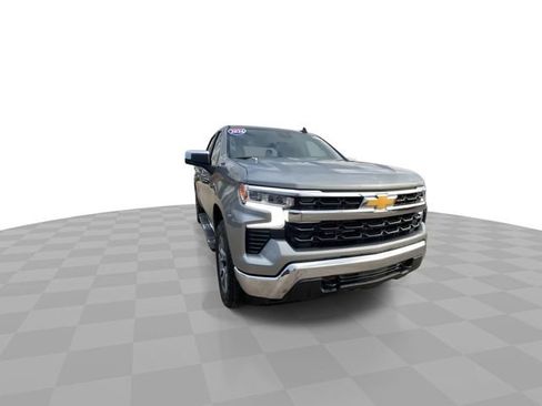 Used 2026 Chevrolet Silverado 1500 LT image 4