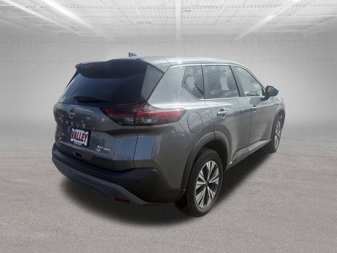 Used 2023 Nissan Rogue SV AWD/4WD image 4