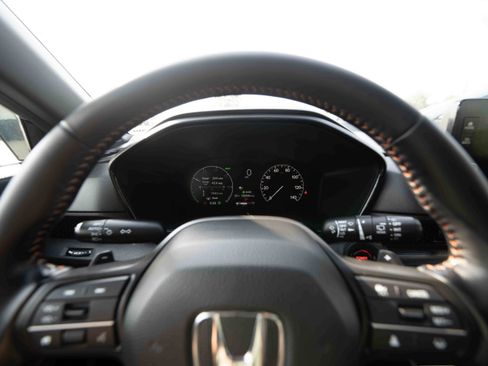 Used 2025 Honda CR-V Sport-L image 15