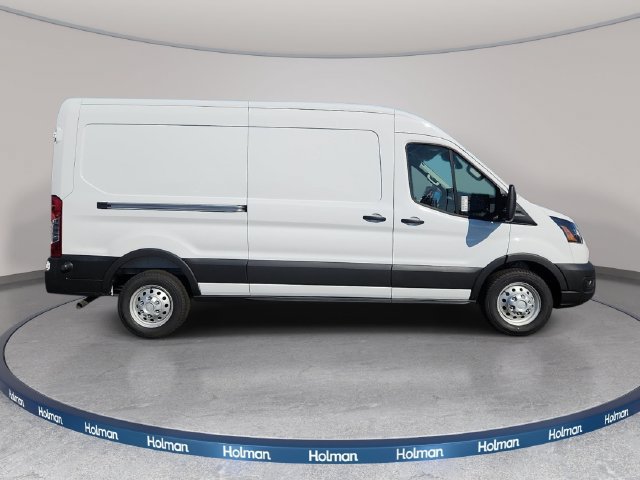 New 2026 Ford Transit 250 148 Medium Roof Extended AWD w/ Load Area Protection Package image 3