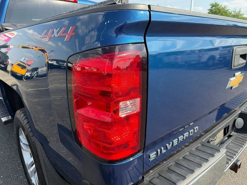 Used 2019 Chevrolet Silverado 1500 LT w/ All Star Edition AWD/4WD image 17
