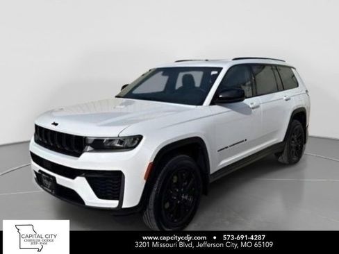 New 2026 Jeep Grand Cherokee L 4WD image 1