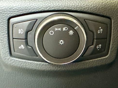 Used 2022 Ford F350 Lariat w/ Lariat Ultimate Package image 12