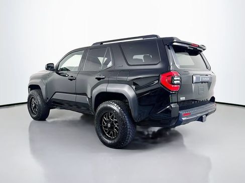 Used 2025 Toyota 4Runner SR5 AWD/4WD image 6