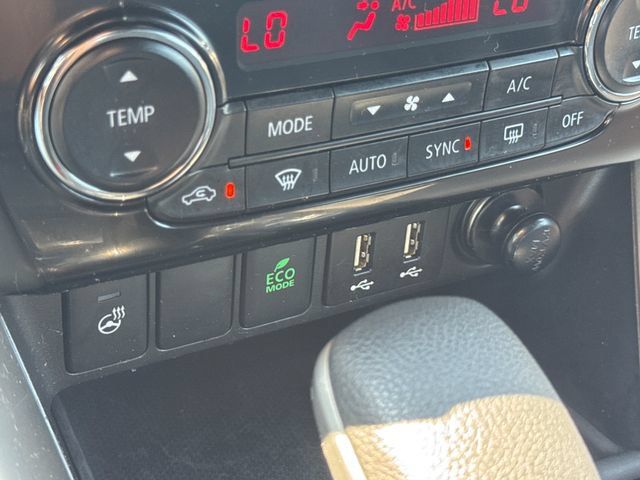 Used 2024 Mitsubishi Eclipse Cross AWD image 31