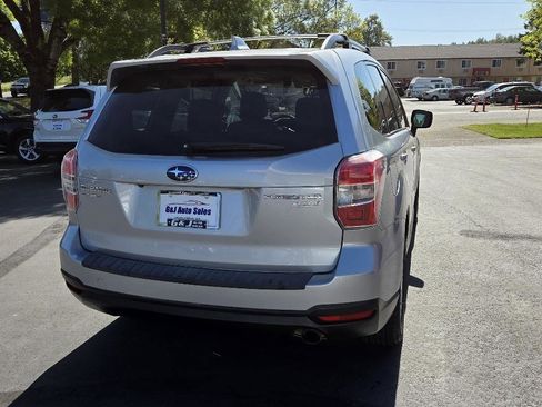 Used 2020 Subaru Forester Premium AWD/4WD image 29