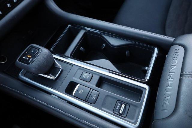 Certified 2025 Nissan Pathfinder SV w/ SV Premium Package FWD image 20