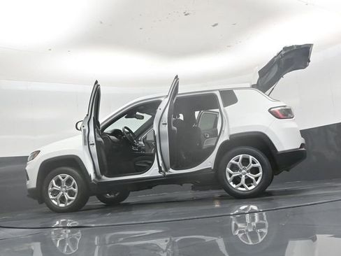 Used 2025 Jeep Compass Sport AWD/4WD image 55