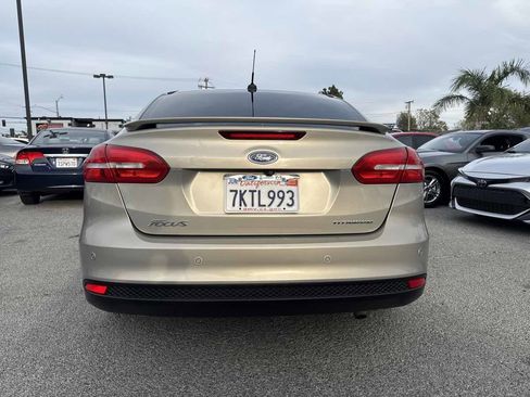 Used 2015 Ford Focus Titanium image 3