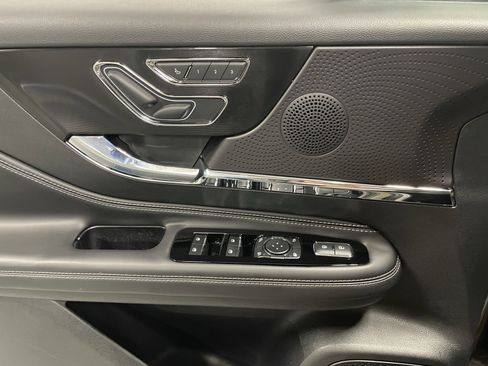 Used 2025 Lincoln Corsair AWD w/ Equipment Group 101A image 21