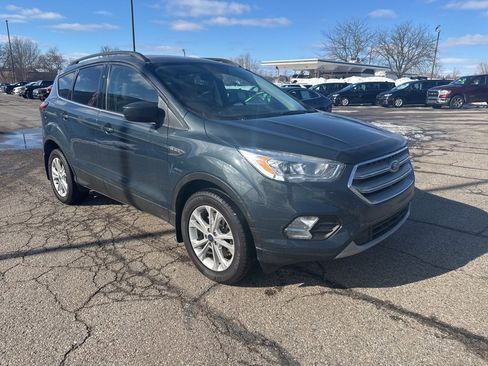 Used 2019 Ford Escape SEL image 8